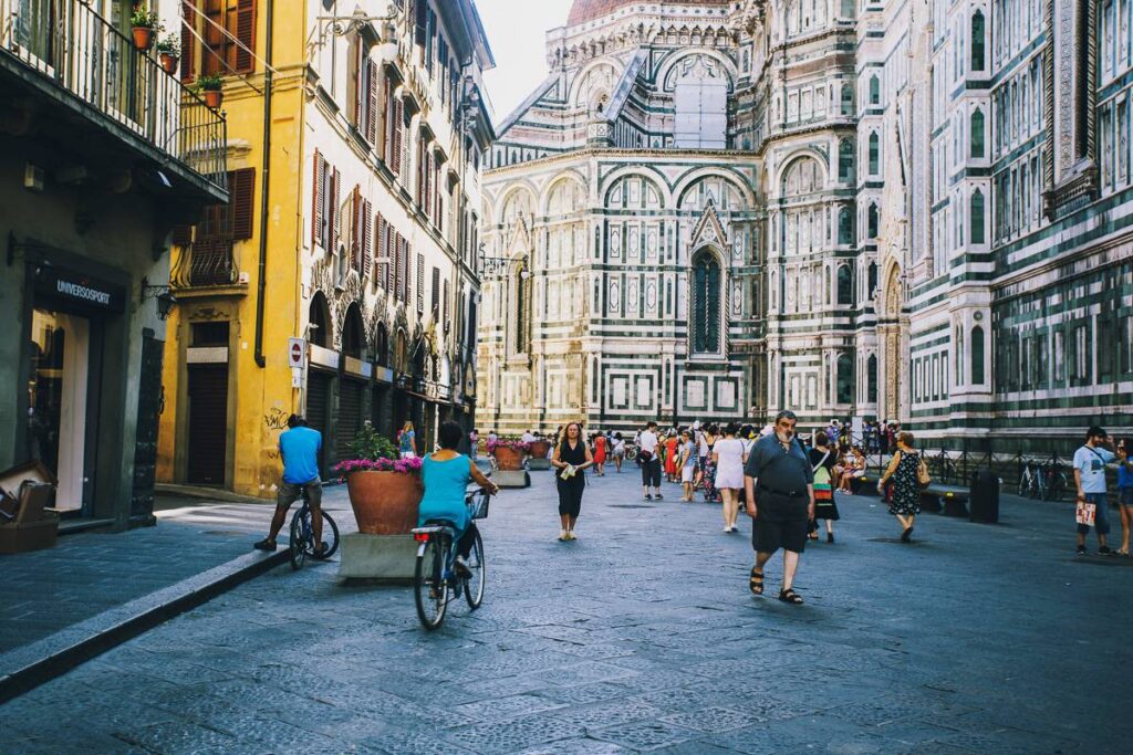 Ultimate 2-Day Itinerary for Florence, Tuscany- Piazza del Duomo