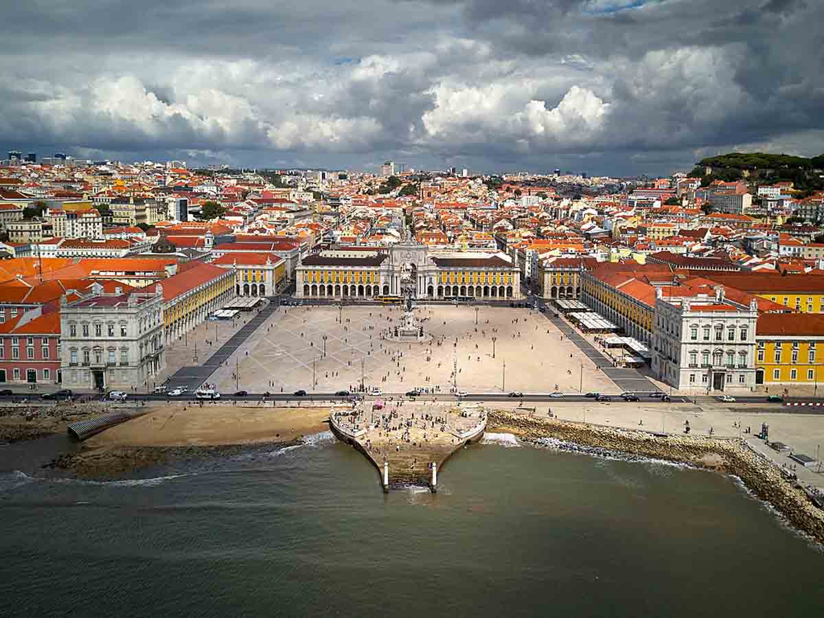 Lisbon Instagram Spots Praca do Comercio