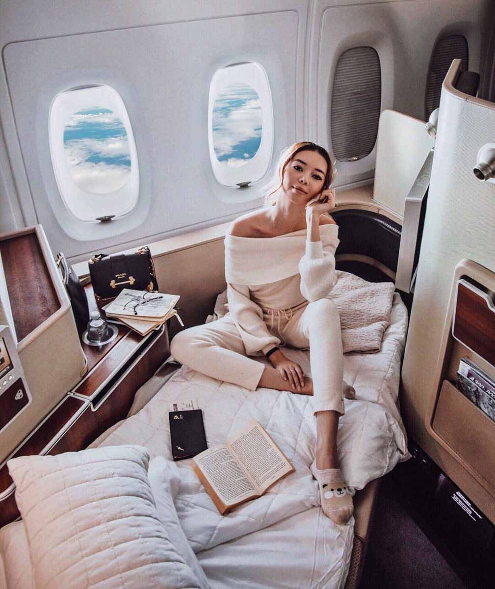 What to wear travelling: The best outfits for the airport + long-haul  flights