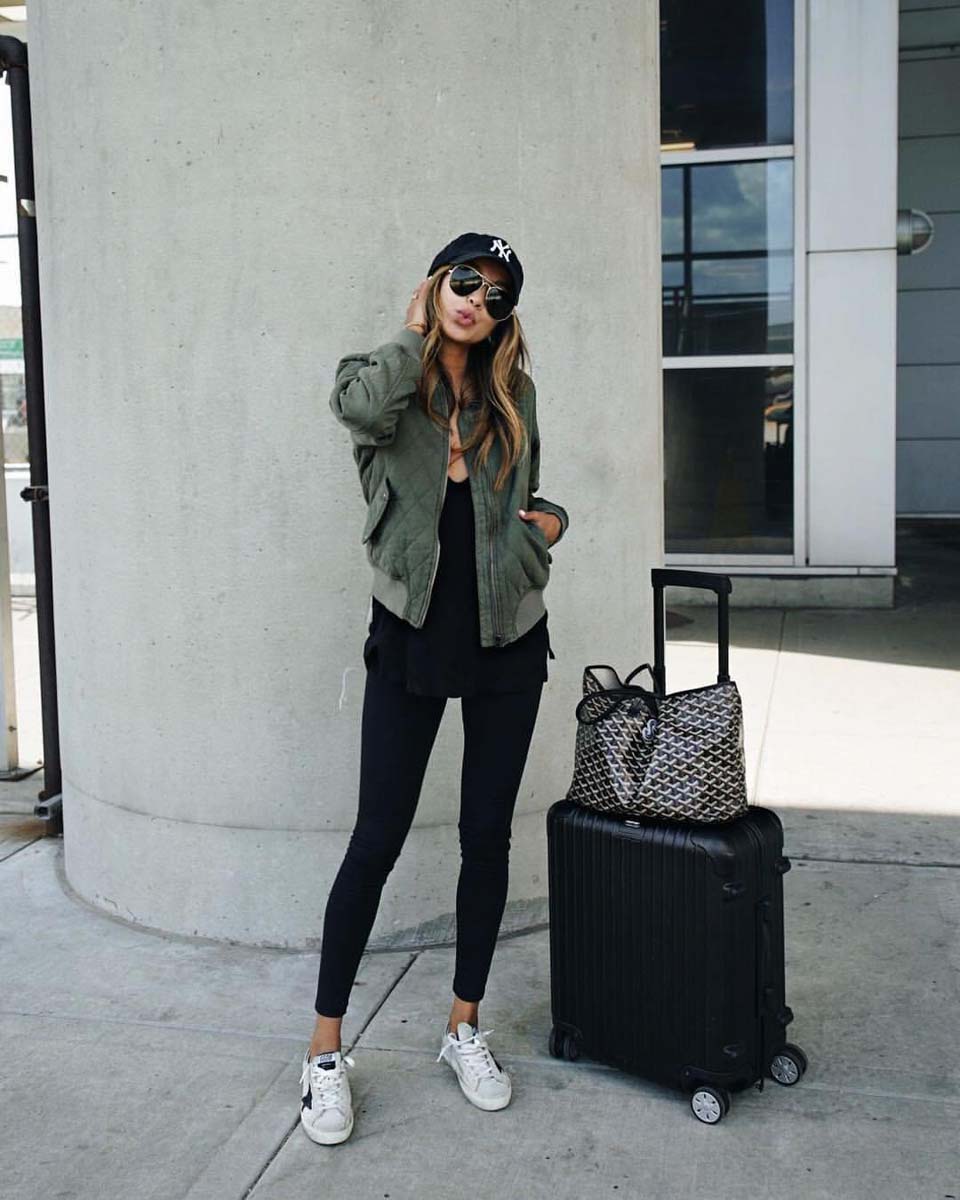 what to wear long haul flight best airport outfits 4 Polkadot Passport