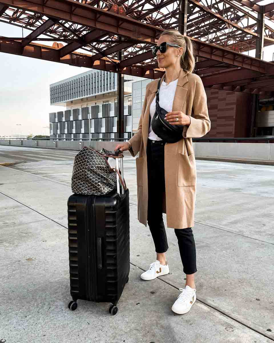 What To Wear Travelling The Best Outfits For The Airport Long Haul Flights