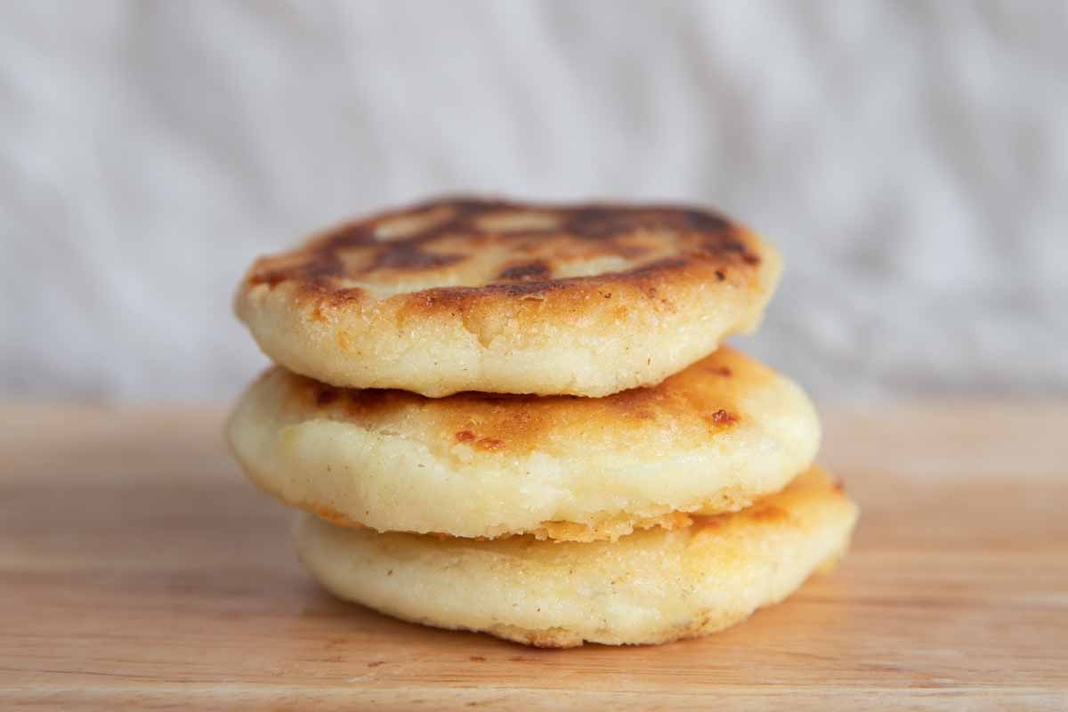 Cheese Arepas - unacolombianaencalifornia.com, Recipe