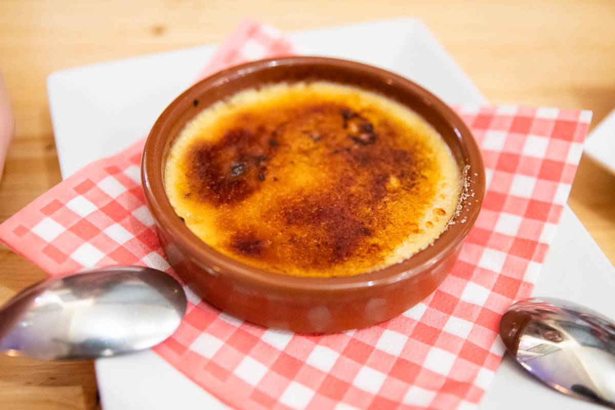 Best desserts in Paris- Creme brulee