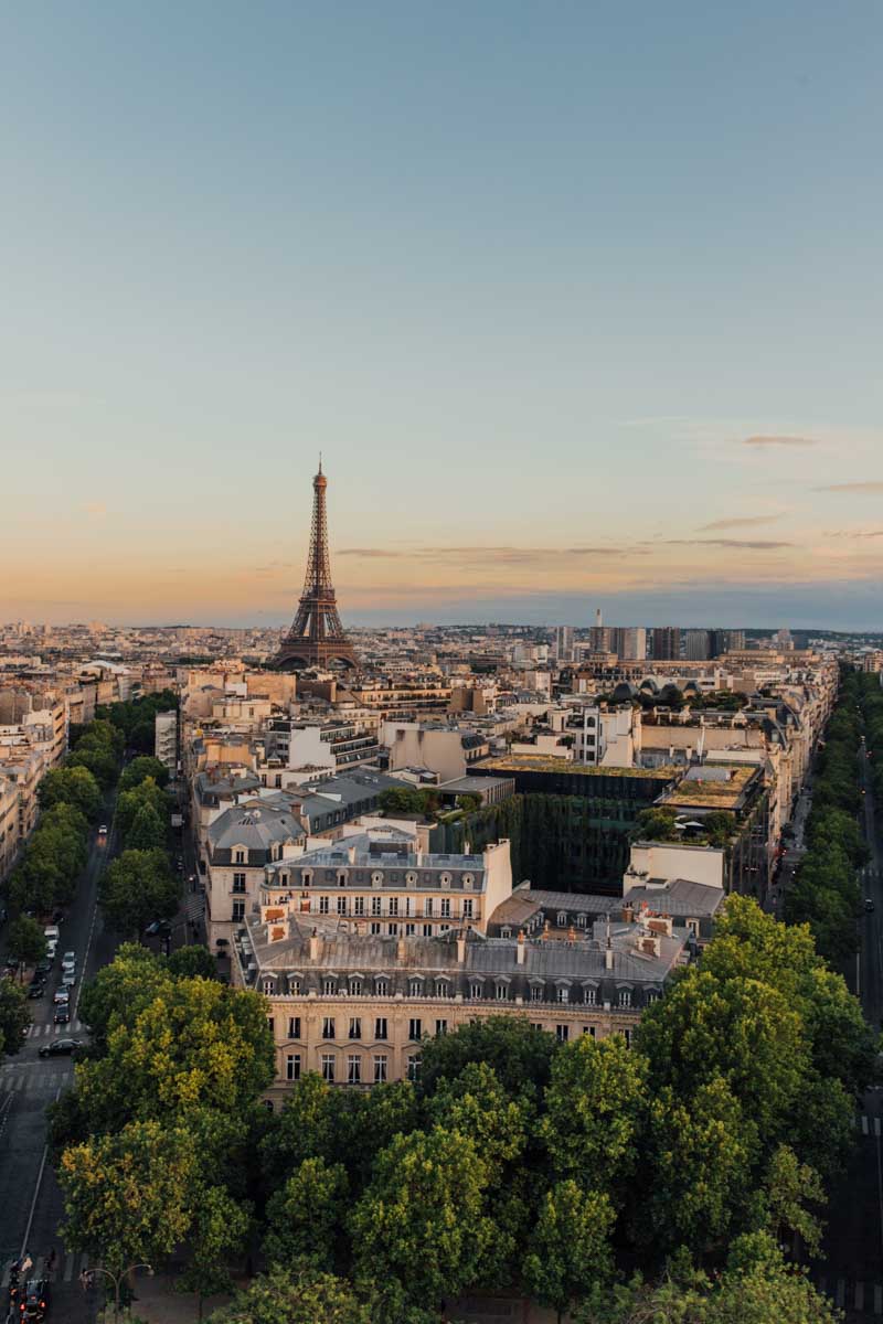 Paris Las Vegas Pool: Quiet Paradise With Eiffel Tower Views