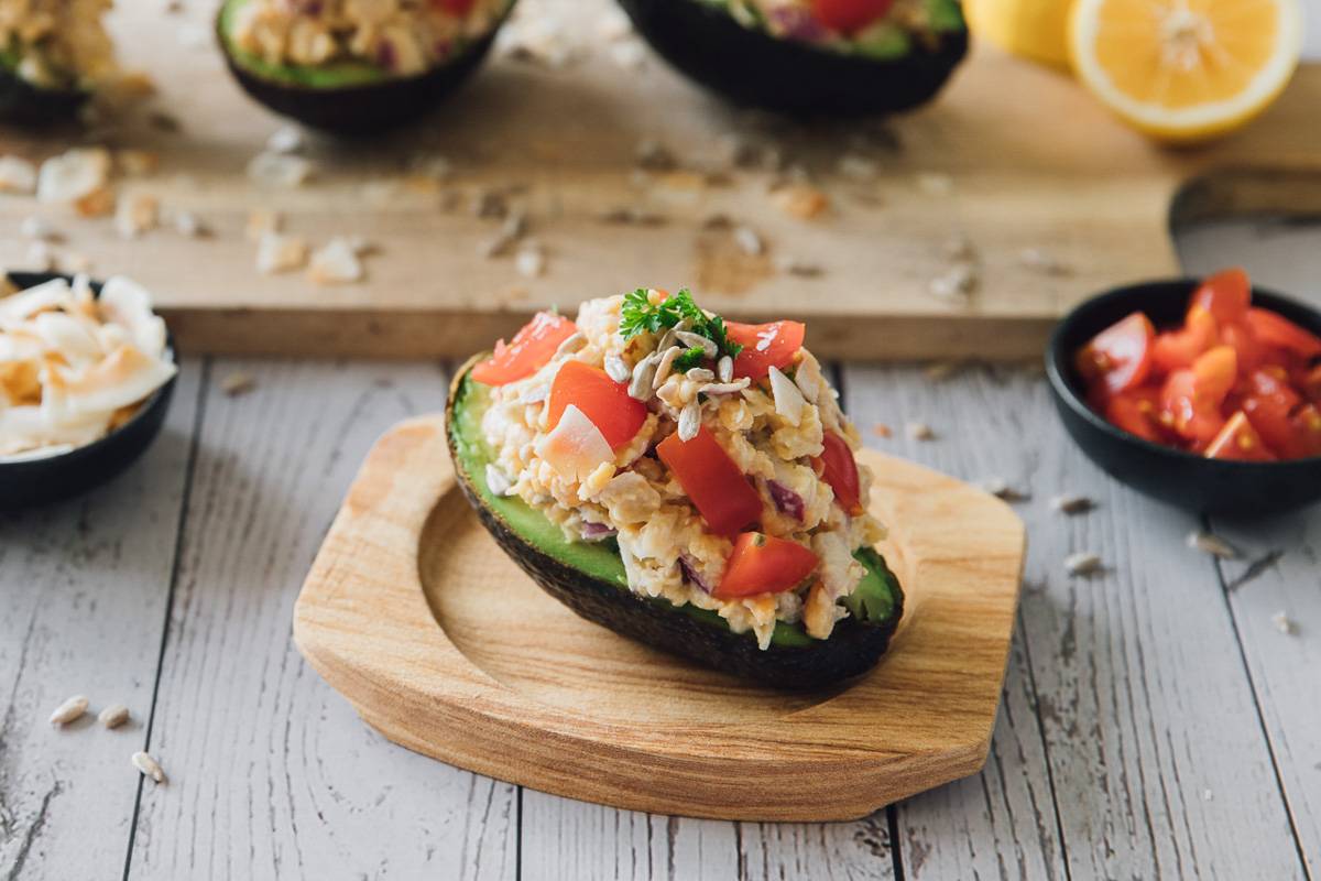 Vegan Stuffed Avocados Recipe (Abacate Recheado)