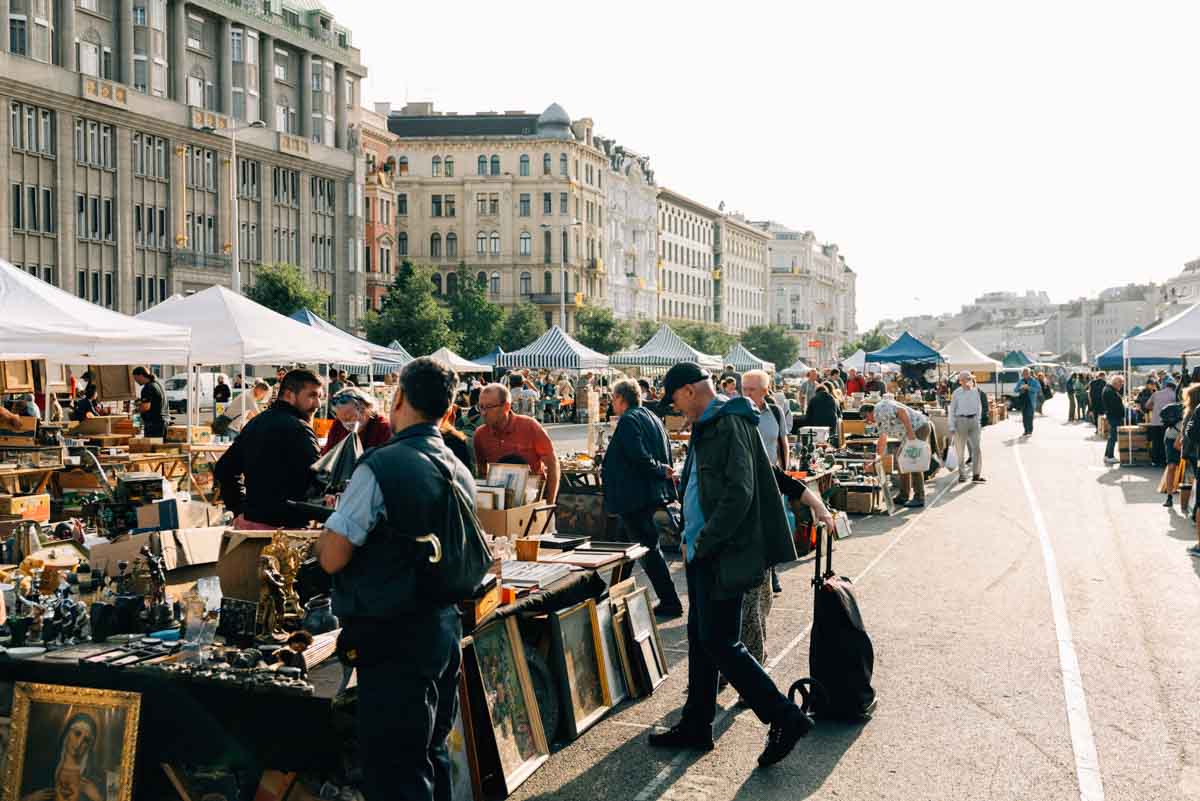 One Day in Vienna: Naschmarkt Fleamarket
