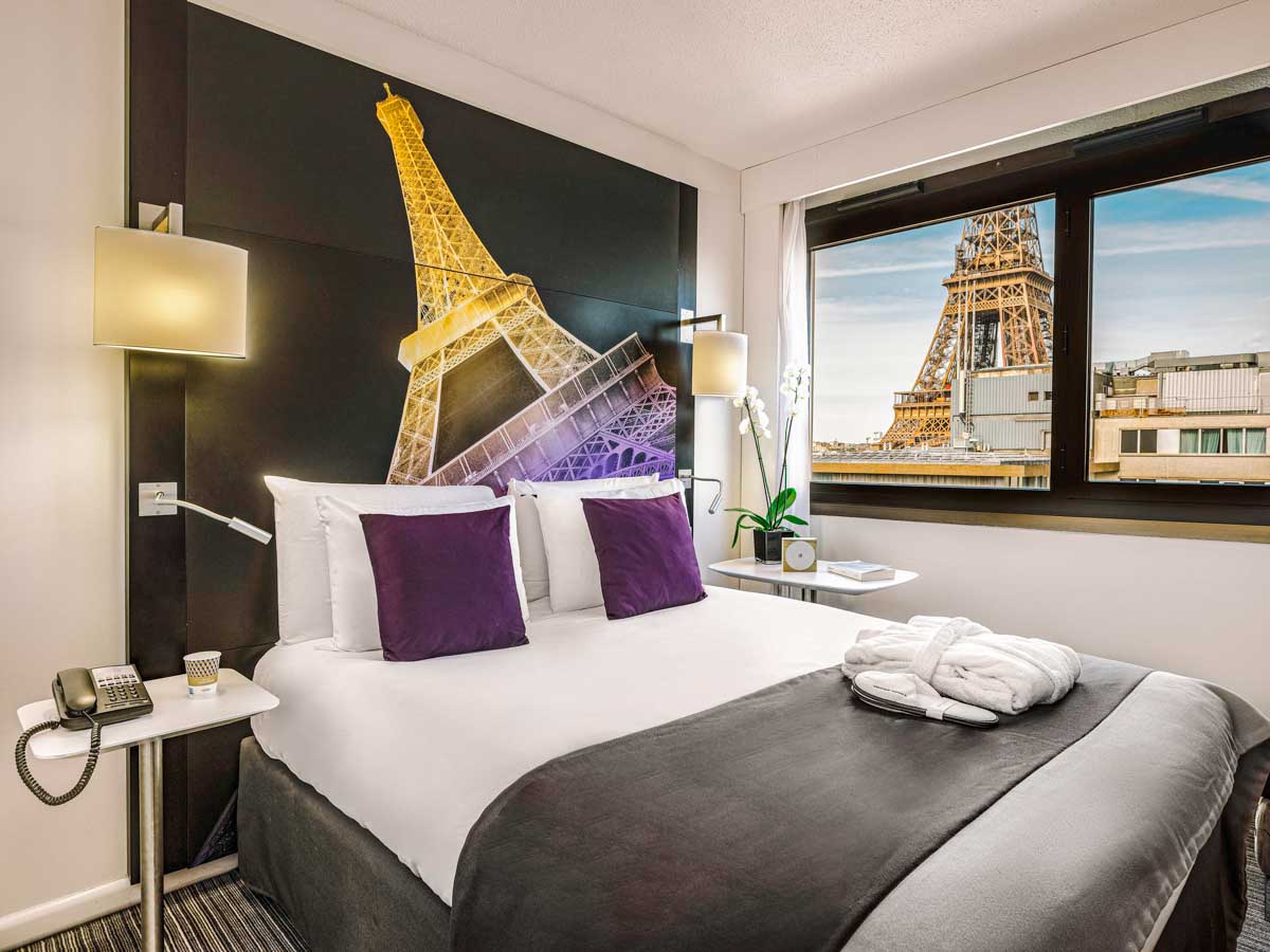 Amazing Paris hotels with a view of the Eiffel Tower. Beautiful hotels and  apartment hotels with balcony an…