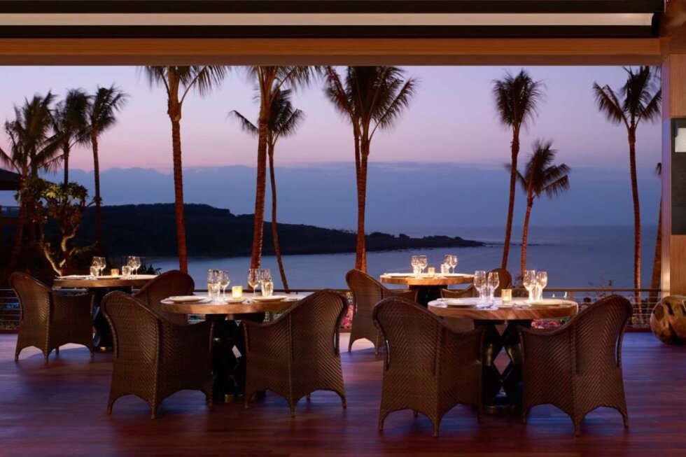 6 Best Spots for a Babymoon in Hawaii (2023)