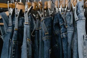 Comfortable Clothing for Long Flights