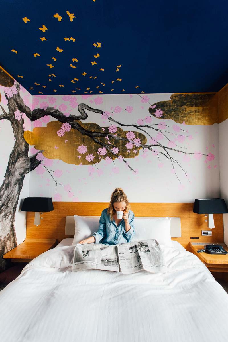 Top 10 Tips for Booking a Hotel