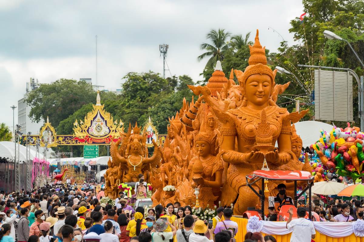 The Ultimate Guide to Visiting the Candle Festival in Thailand