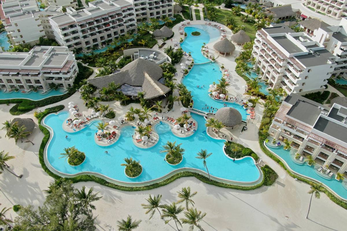 How to Turn a Simple Florida Trip into a Full Resort Experience